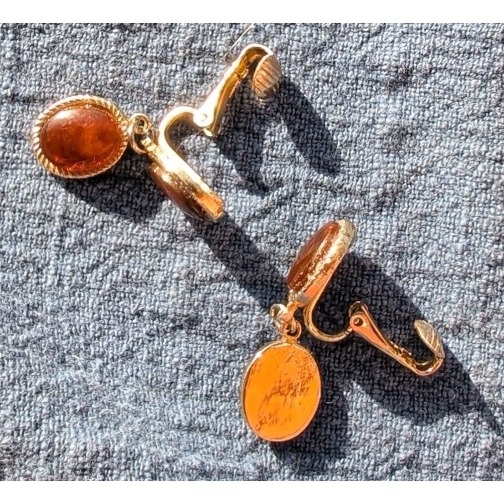 VTG Clip On! Faux‎ Amber Dangle Earrings 3/4" Gold And Brown Dainty Boho - Picture 5 of 5